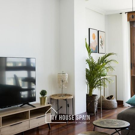 Myhousespain - Playa De Poniente, Con Vistas Al Mar Y Parking Gratuito Gijón Eksteriør bilde